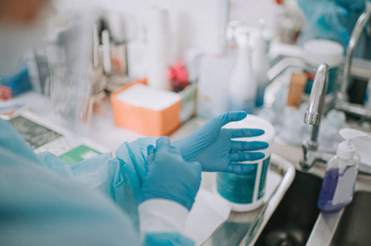 Why Nitrile Gloves Are the Safest Choice for Canadian Clinics | S&M Canadian Medical Supplies